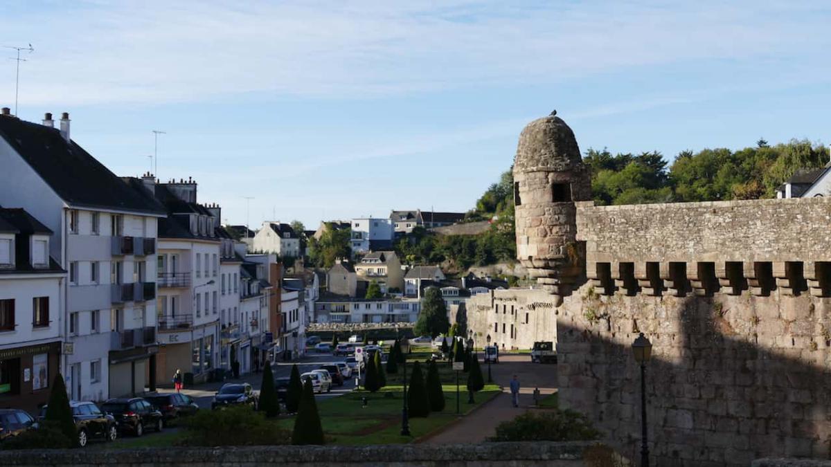 REMPARTS